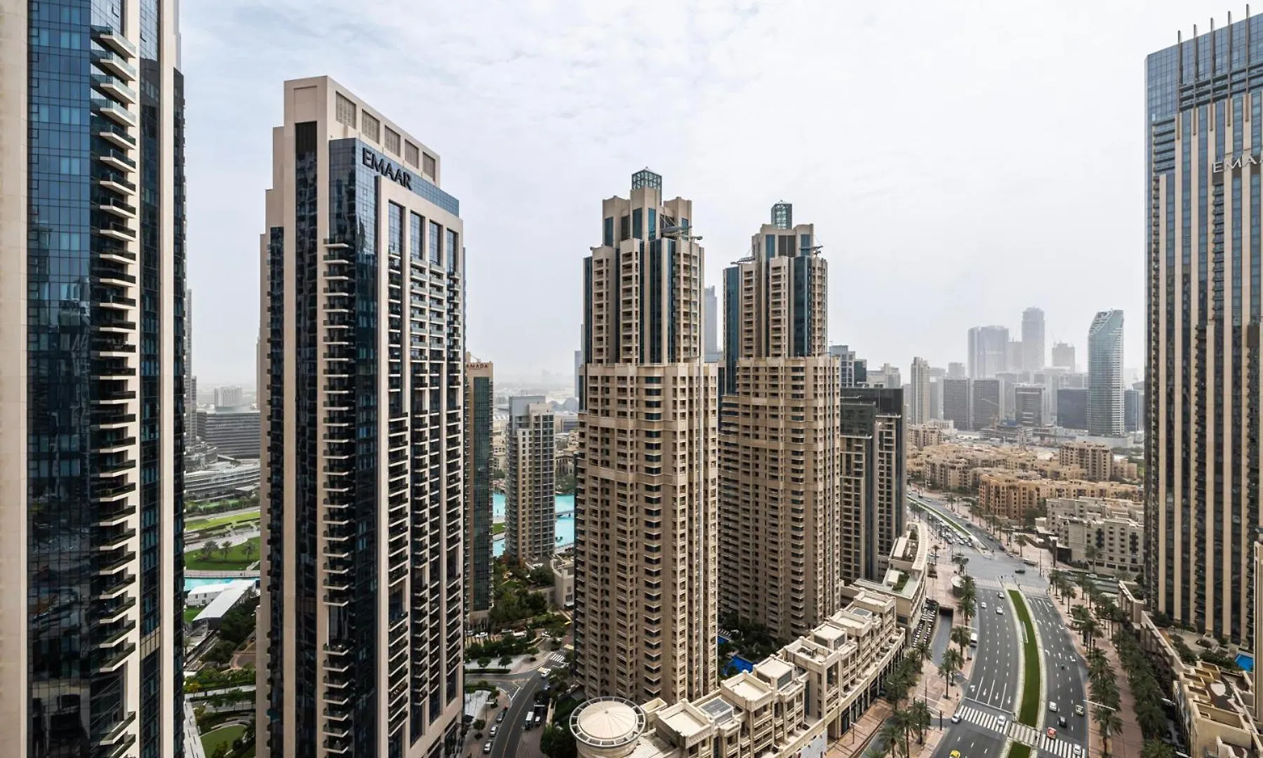 Nox Spacious 3Br In Boulevard Crescent Tower Summer Deal Dubai United Arab Emirates