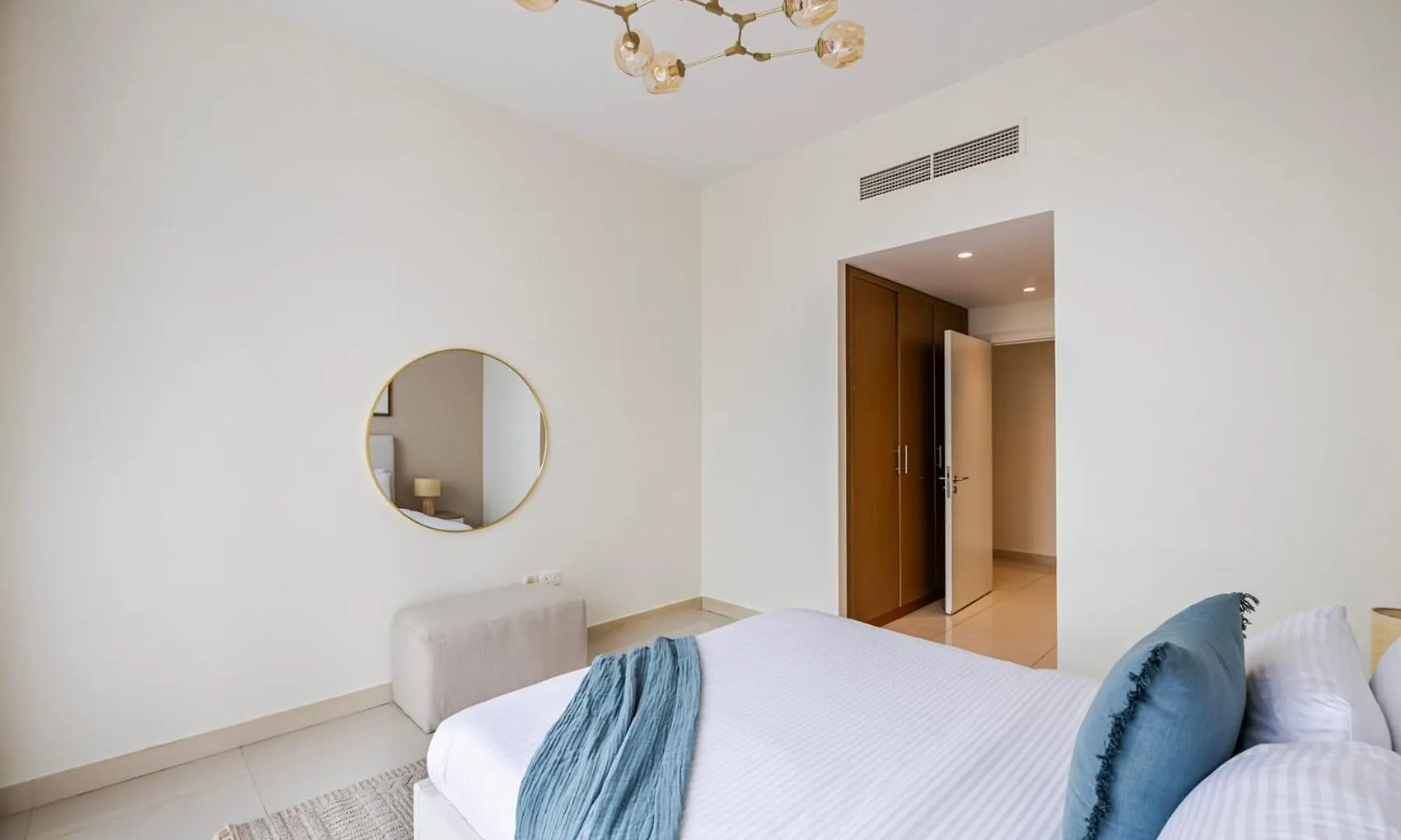 Apartment Nox Spacious 3Br In Boulevard Crescent Tower Summer Deal Dubai