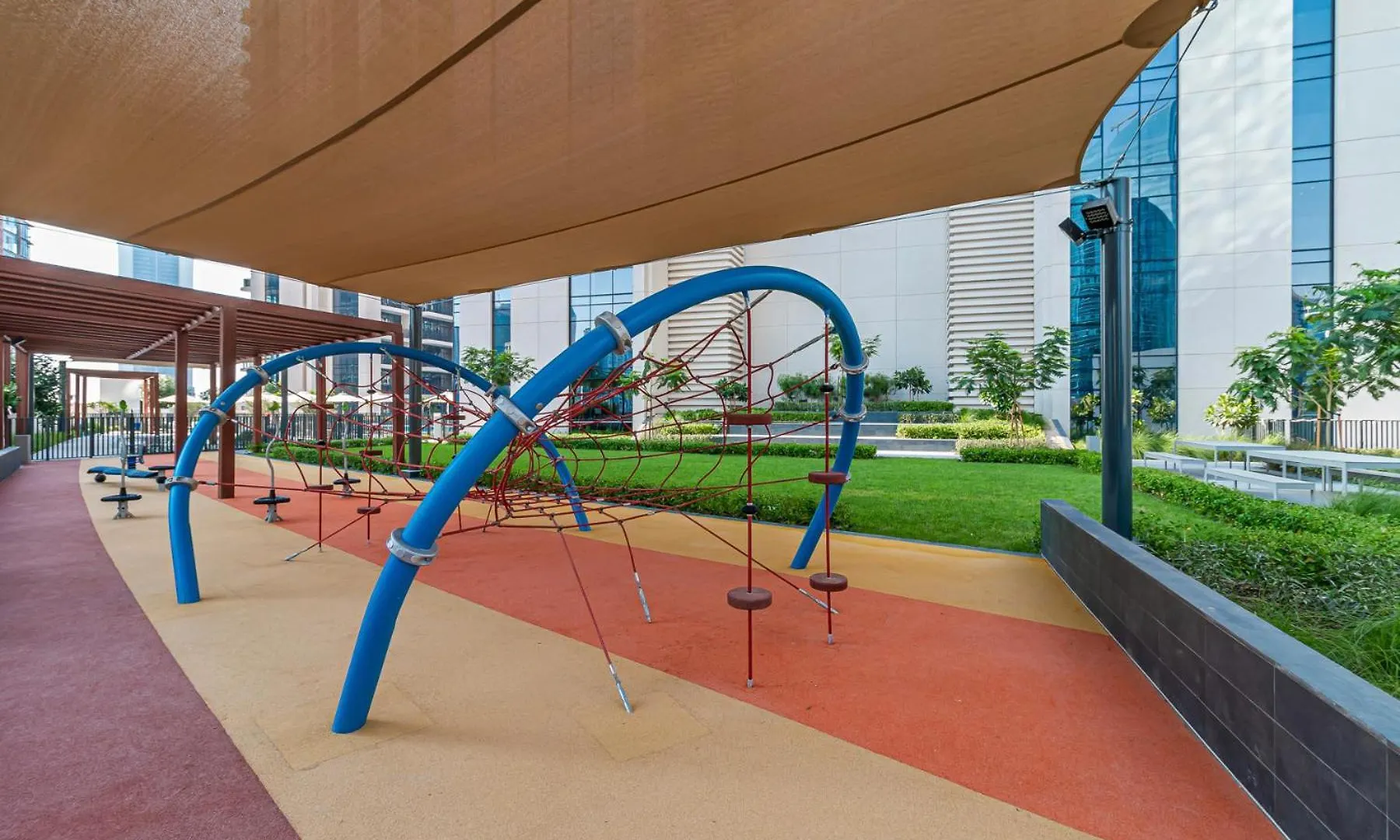 Apartment Nox Spacious 3Br In Boulevard Crescent Tower Summer Deal Dubai United Arab Emirates